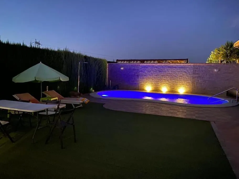 Casa Aries - Villa Con Piscina Privada Linares  0*, Linares (Jaen)